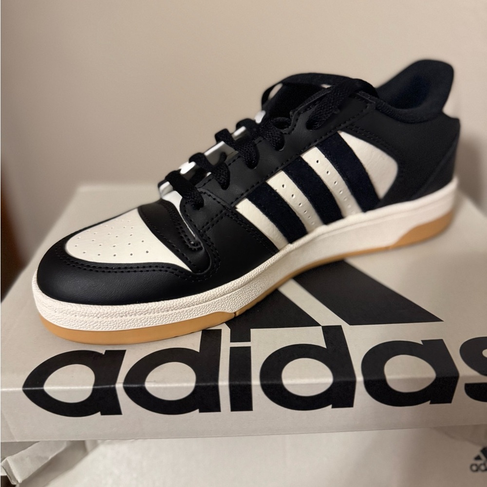 Adidas Breakstart women’s 8 or youth 6.5